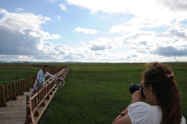 Tourist volume in scenic zones around Zhangjiakou