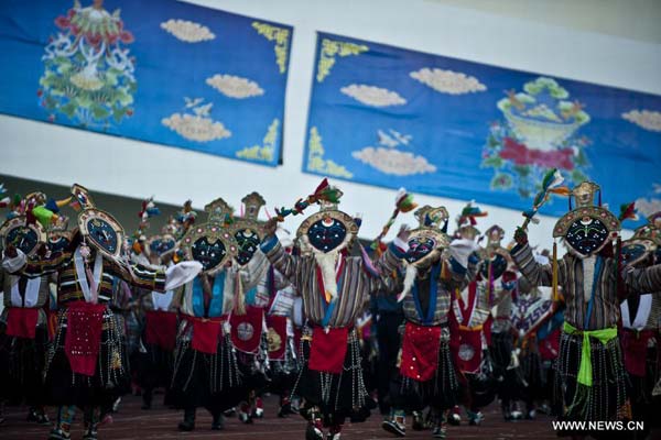 2012 Tibet Yarlung Cultrual Festival opens