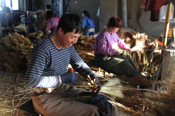 Baicheng moves mountains to rid itself of poverty