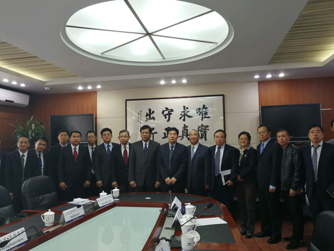 DRC official meets with Laotian delegation