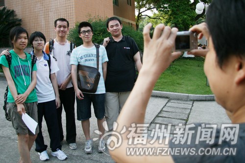 高考“愛心直通車”圓滿落幕　愛心司機(jī)收獲快樂