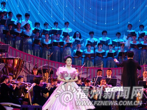 兩岸青年藝術(shù)家放歌海峽論壇　雷佳唱響復興之歌