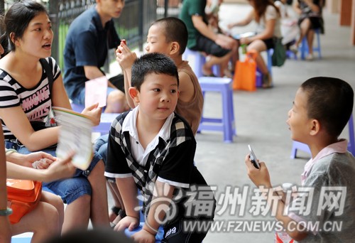 福州一年級新生開始報(bào)名　多所新建小學(xué)投入使用