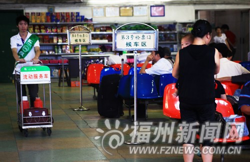 汽車南站“窗口”舊貌換新顏　整治車站周邊環(huán)境