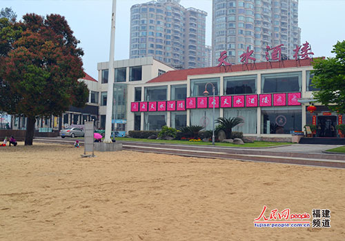 公園必須姓“公”！誰(shuí)來管管福州公園中的高檔會(huì)所？