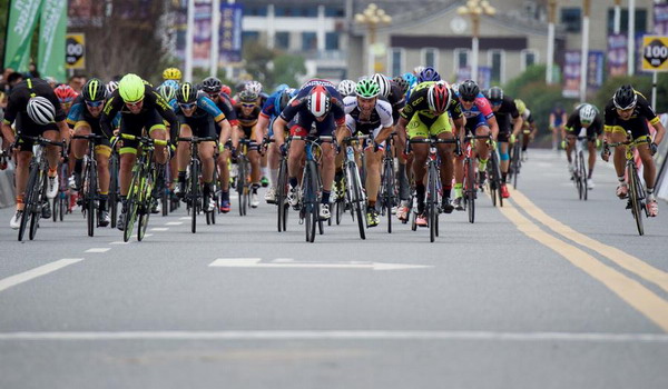 Wuyishan hosts International bike tour