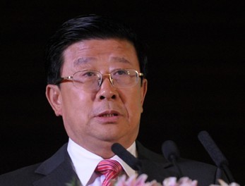 Zhao Kezhi, the deputy secretary of the CPC Guizhou provincial committee and provincial governor speaks at the Eco-Forum Guiyang conference. Guizhou Governor: Development will follow eco-civilization
