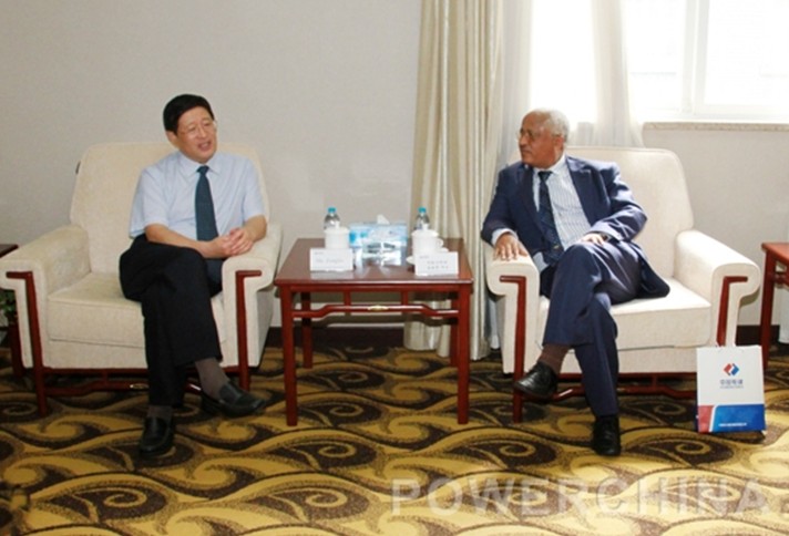 Ma Zonglin Meets With Students Of Ministerial Workshop