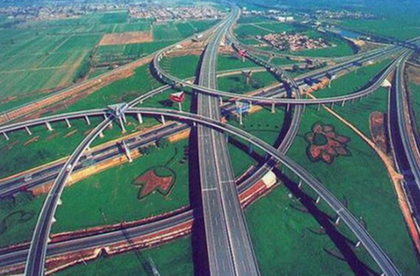 Wang Yunpeng, party chief of Tai'an, vows to develop industry through innovation