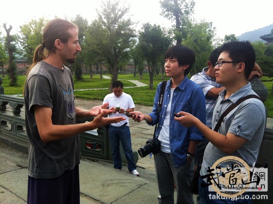 Foreign disciples spread Taoist culture