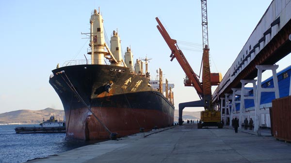 A Chinese cargo ship docked at Rason Port in the DPRK. Provided to China Daily Stronger links show countries mean business