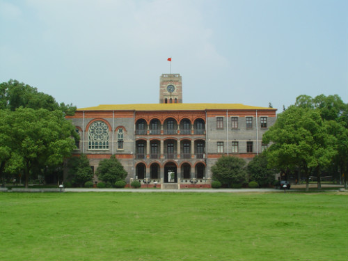 發(fā)達(dá)的基礎(chǔ)教育