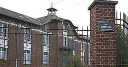 Mayor rekindles historical link with Tianjin