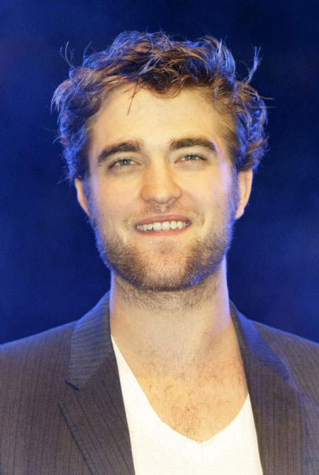 Robert Pattinson promotes film