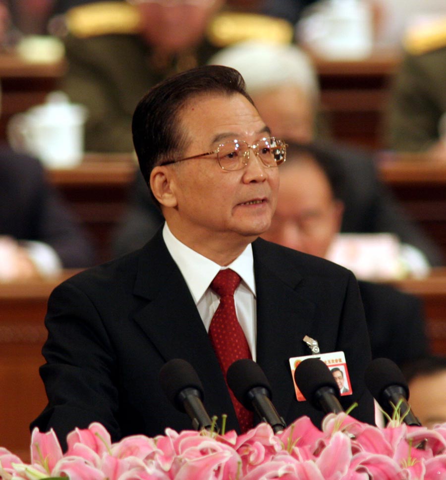 Photos: Wen delivers govt work report 2004-2012