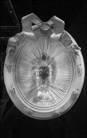 Dior's alliance of art and style on show