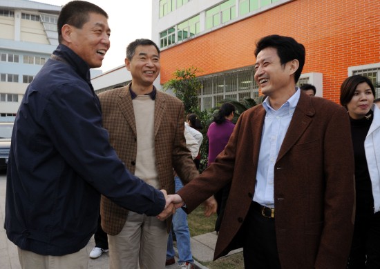 王寶泉率新一屆女排抵漳州 東道主陳忠和接風(fēng)洗塵