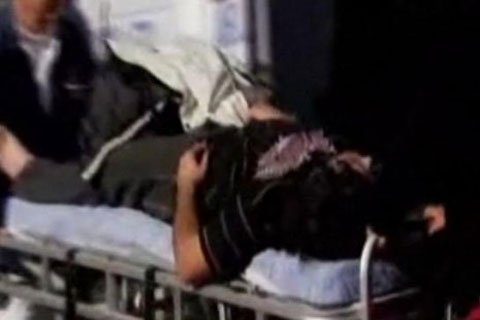 馬拉多納發(fā)布會(huì)惹事端 開車碾記者腿大罵混蛋