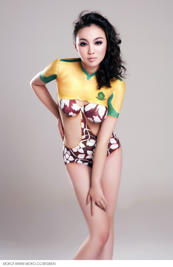 世界杯32強美女人體彩繪