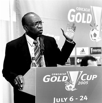 “黑金”煎熬國(guó)際足聯(lián)