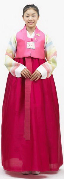 金妍兒穿韓服拜年