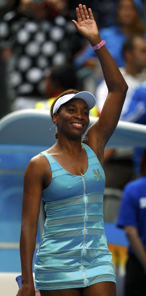 大威拉鏈裝再成焦點 大滿貫賽場成走秀舞臺