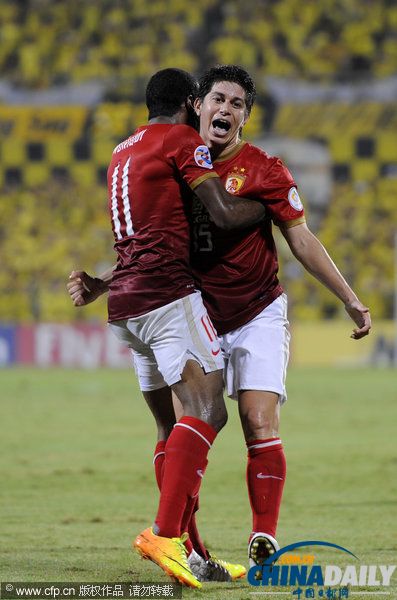 亞冠半決賽首回合：廣州恒大4:1客場大勝柏太陽神