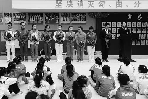 中國體操隊強調(diào)爭金不忘普及