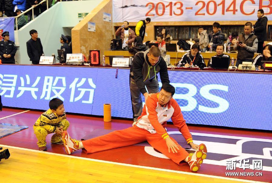 “郅敬傳奇”：王治郅二十載籃球生涯謝幕