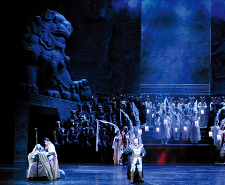 專訪國(guó)家大劇院舞美總監(jiān)高廣健