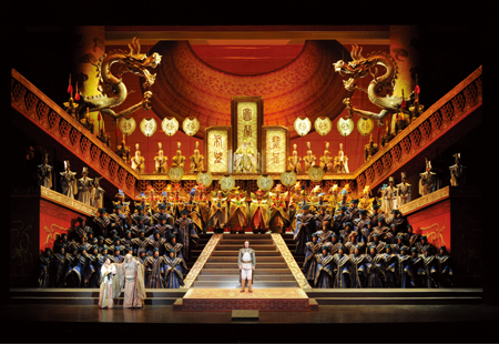 專訪國(guó)家大劇院舞美總監(jiān)高廣健