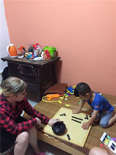 Young foreigners head for China on journey of a lifetime