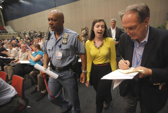 Govt urged to commit to binding treaty Govt urged to commit to binding treaty