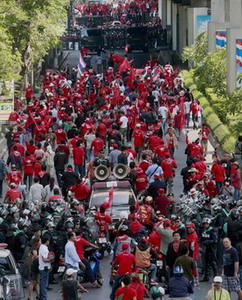 Red Shirt protesters flood streets of Bangkok
