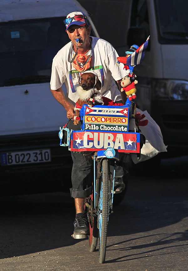 Daily life in Cuba's tourist spots