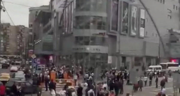 Thousands evacuated as bomb threats sweep Russia