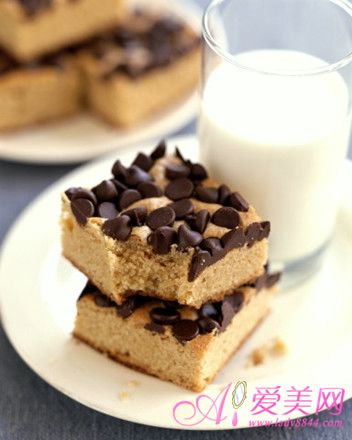 早晨喝酸奶并不營養(yǎng)